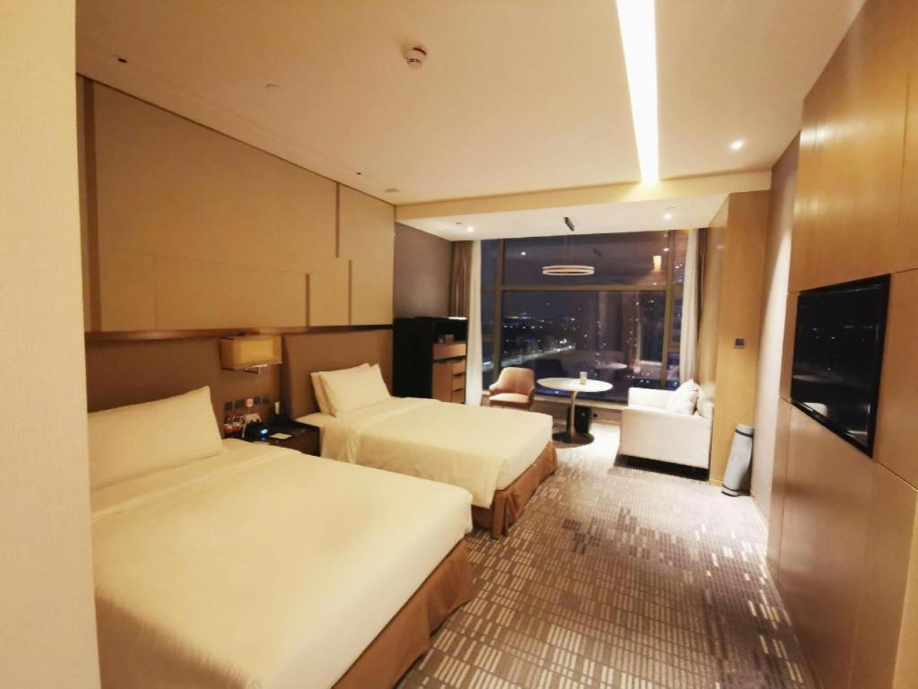 The Qube Hotel Xiangyang Сянъян Экстерьер фото