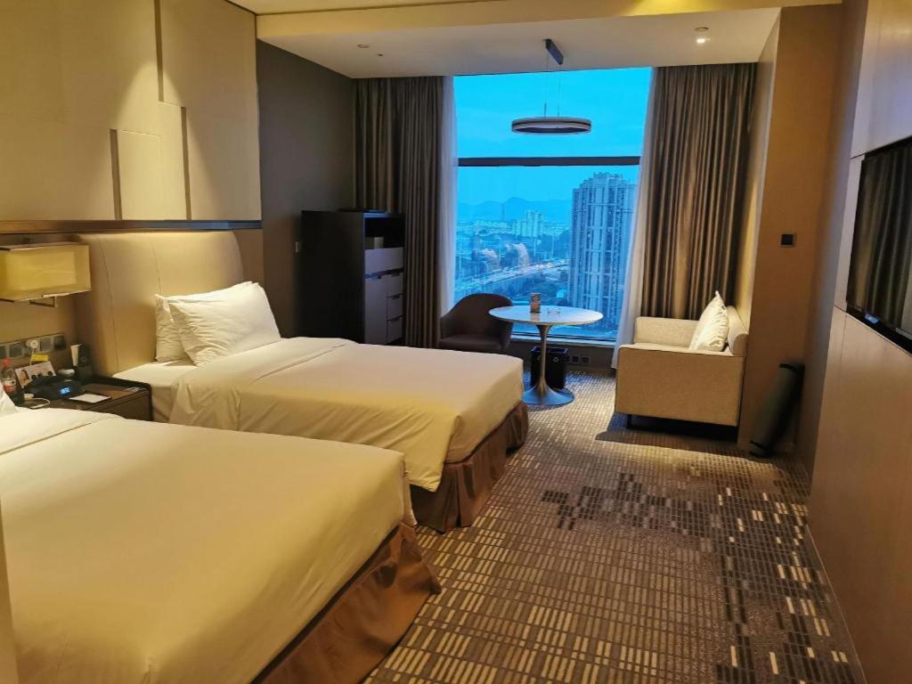 The Qube Hotel Xiangyang Сянъян Экстерьер фото