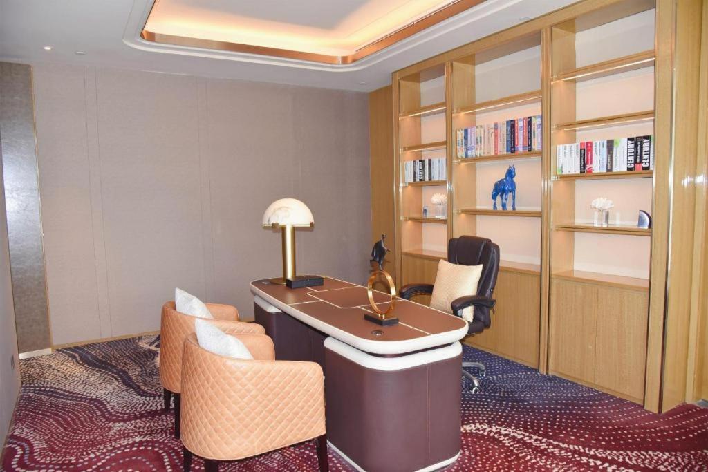 The Qube Hotel Xiangyang Сянъян Экстерьер фото
