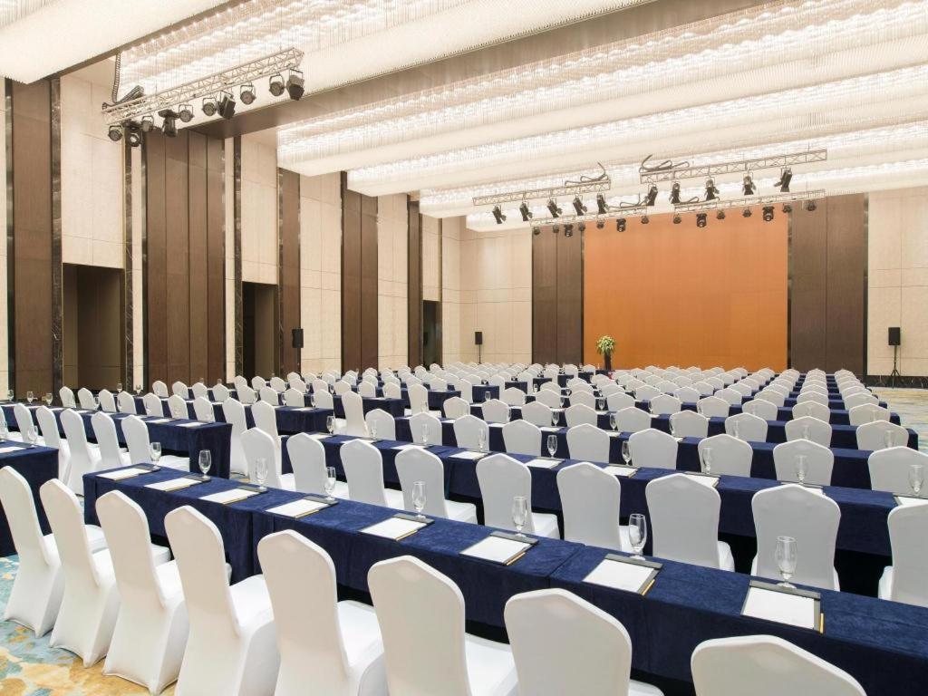 The Qube Hotel Xiangyang Сянъян Экстерьер фото