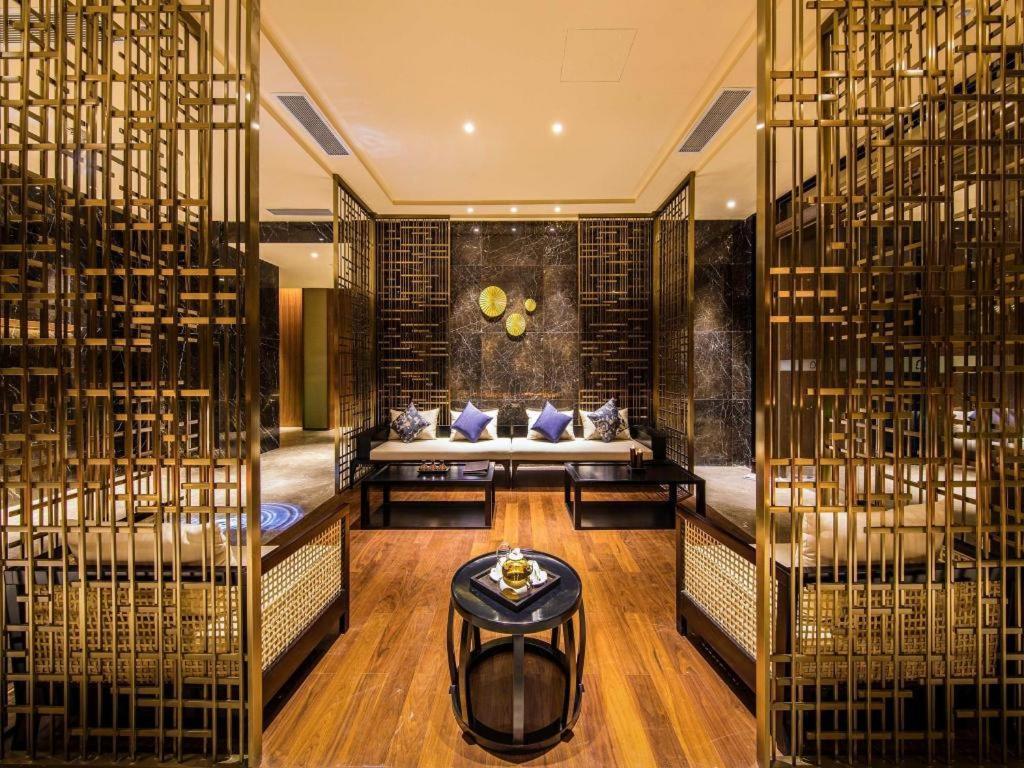 The Qube Hotel Xiangyang Сянъян Экстерьер фото